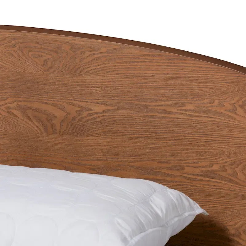 Lit plateforme Keagan Mid-Century Modern Transitional à finition noyer