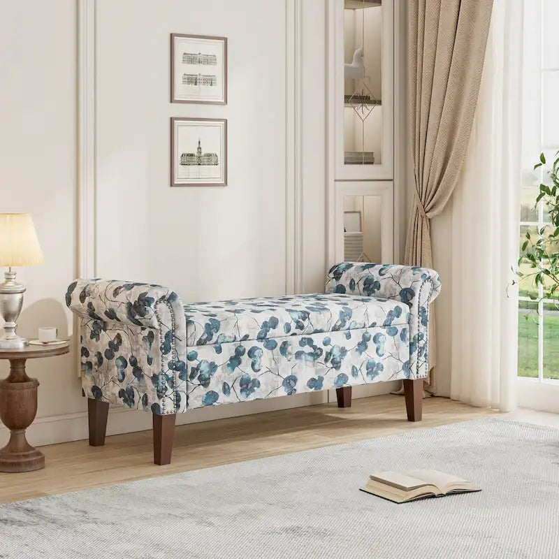 Banc de rangement ottoman Wallen avec accoudoirs arrondis traditionnels et clous décoratifs